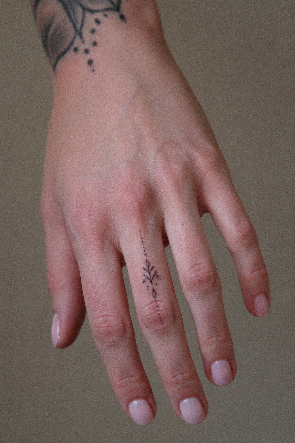 Start With Tiny Finger Mehendi Trails