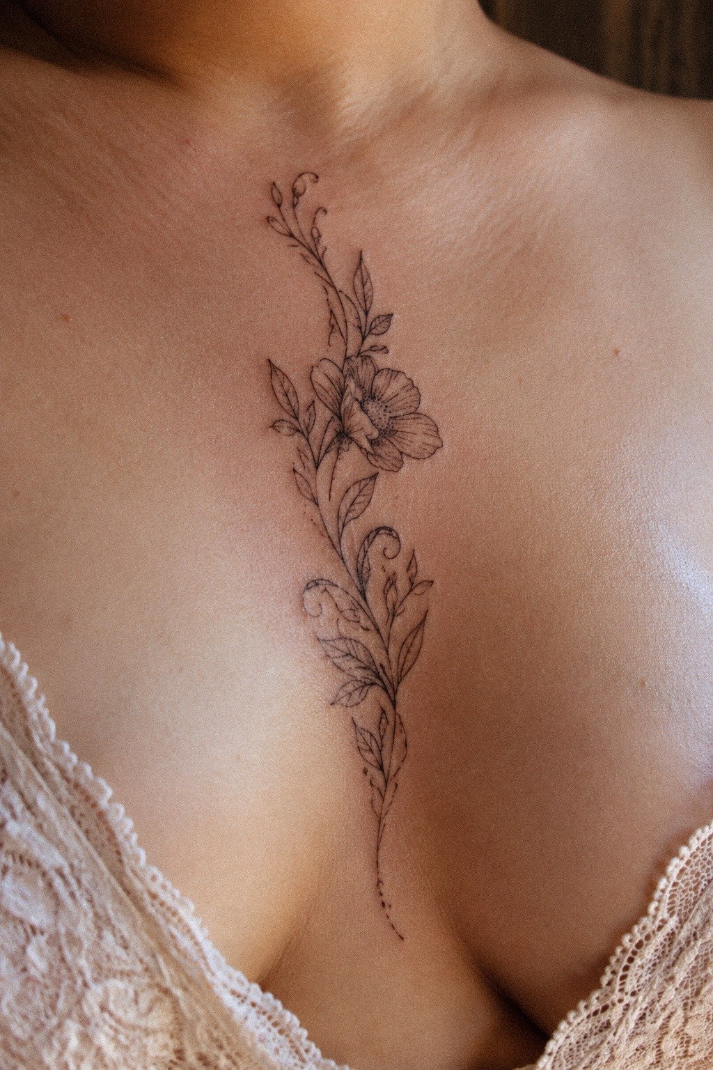 Trace A Single Floral Mehendi Stem