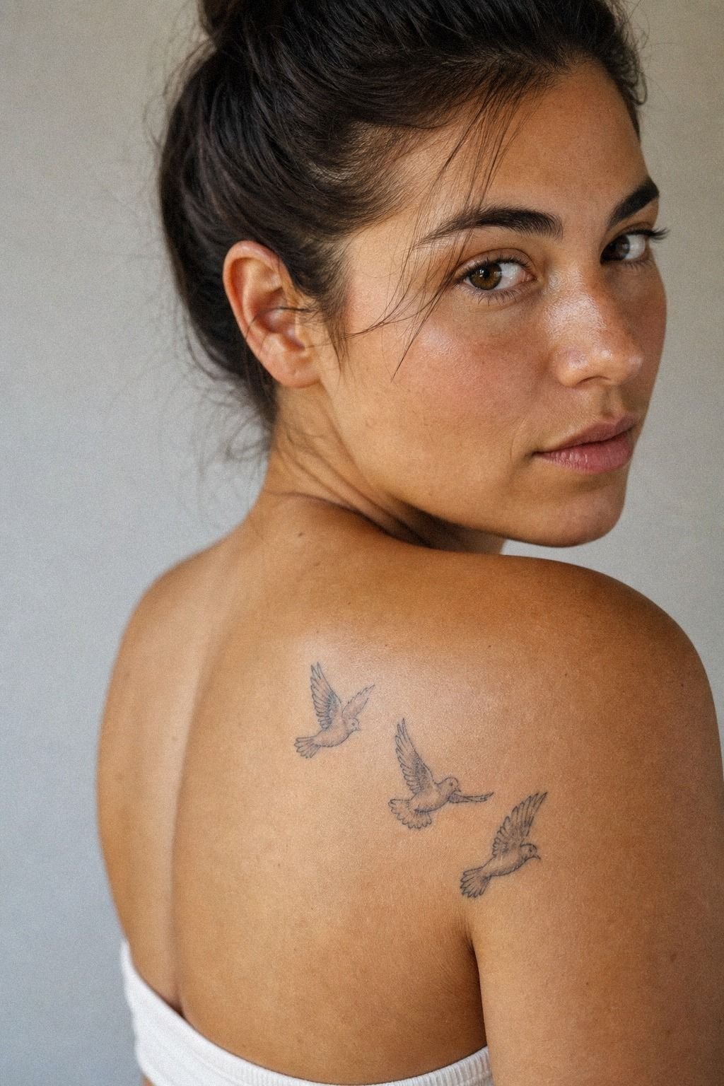 Three Doves, One Shoulder Story