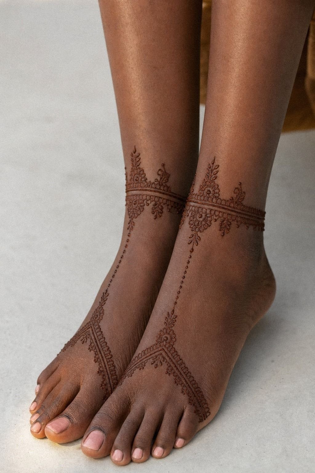 Plan A Minimal Wrist Henna Band