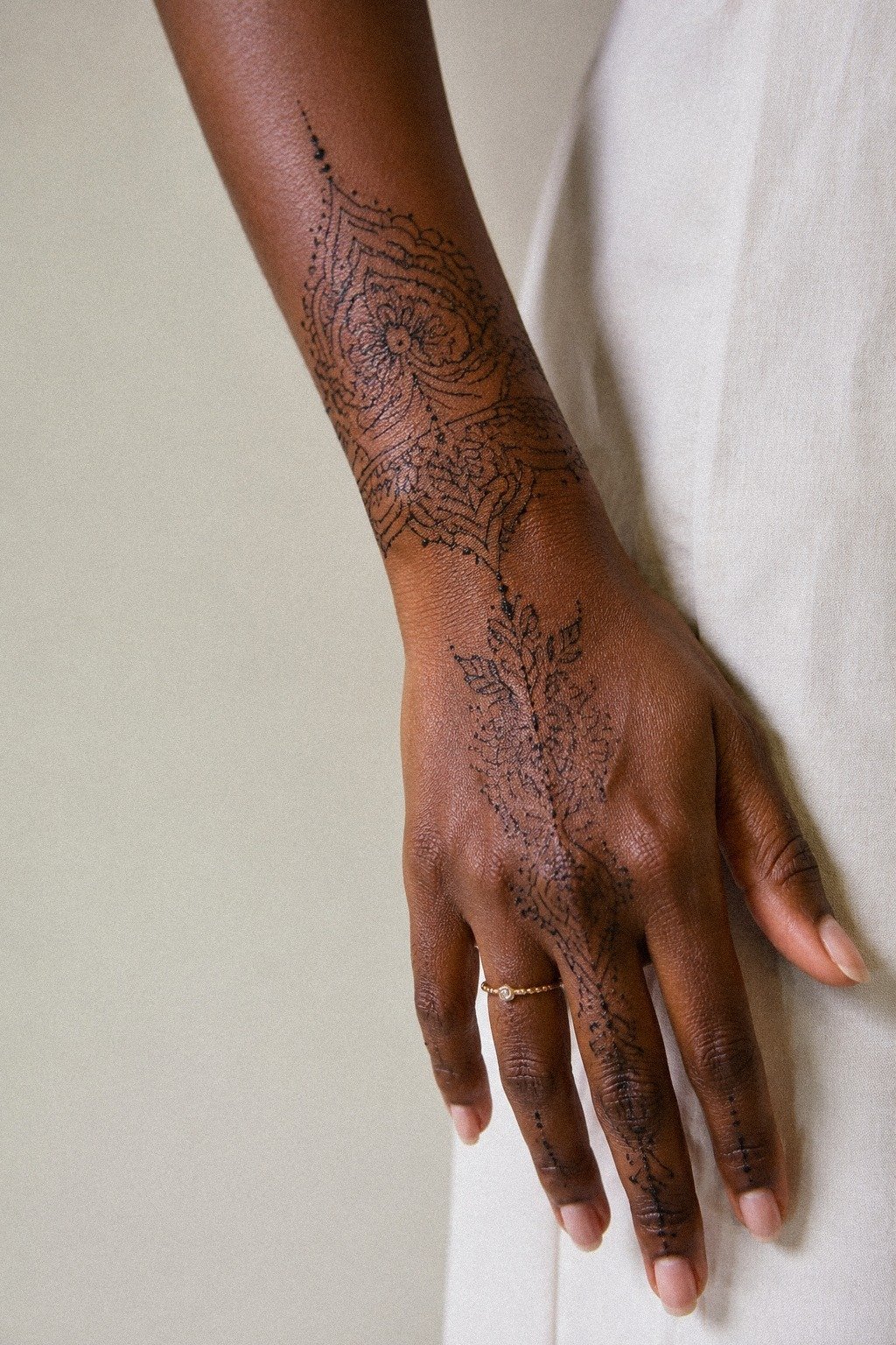 Bridal Wrist To Finger Mehndi