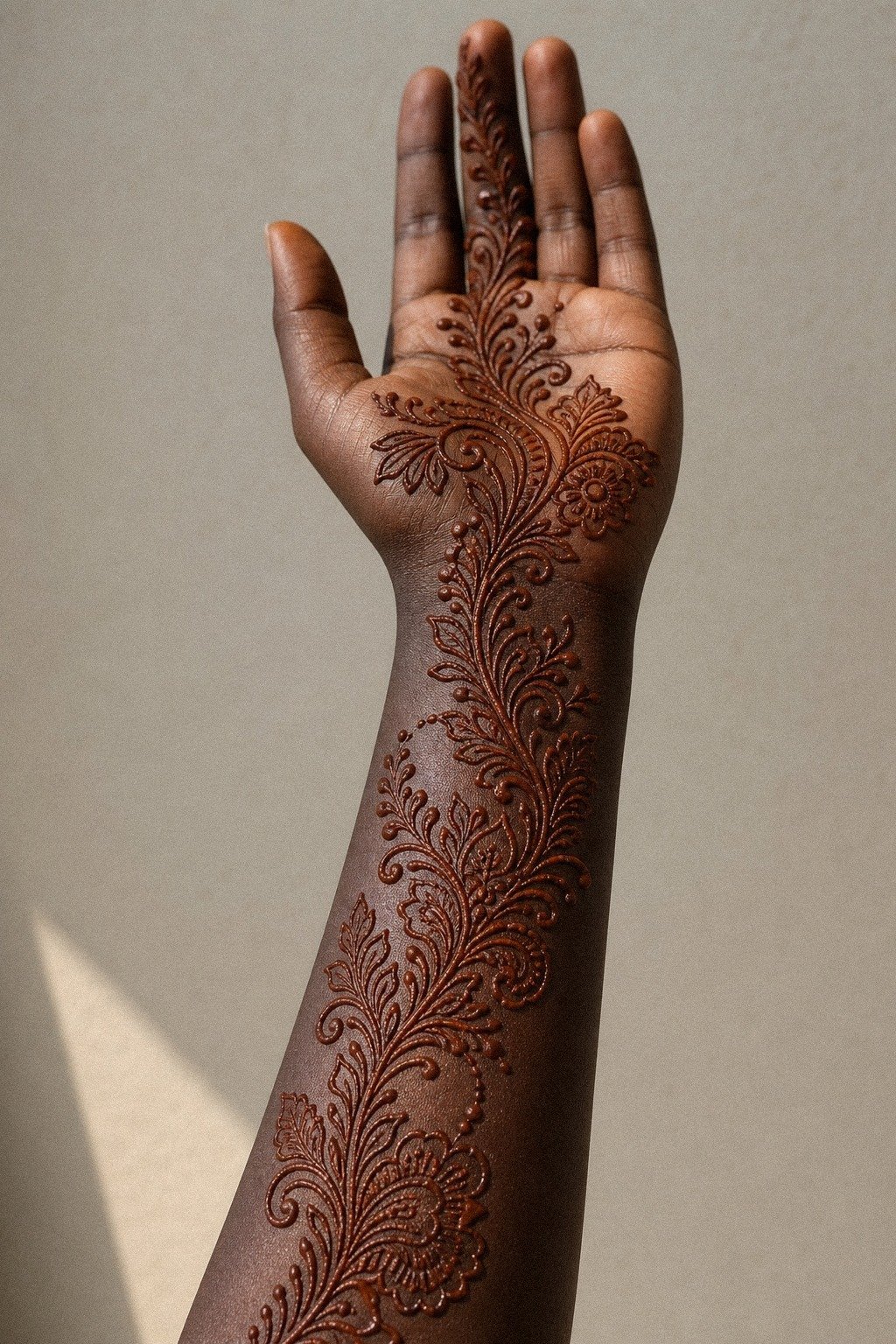 Let an Arabic Vine Trail Cross the Palm