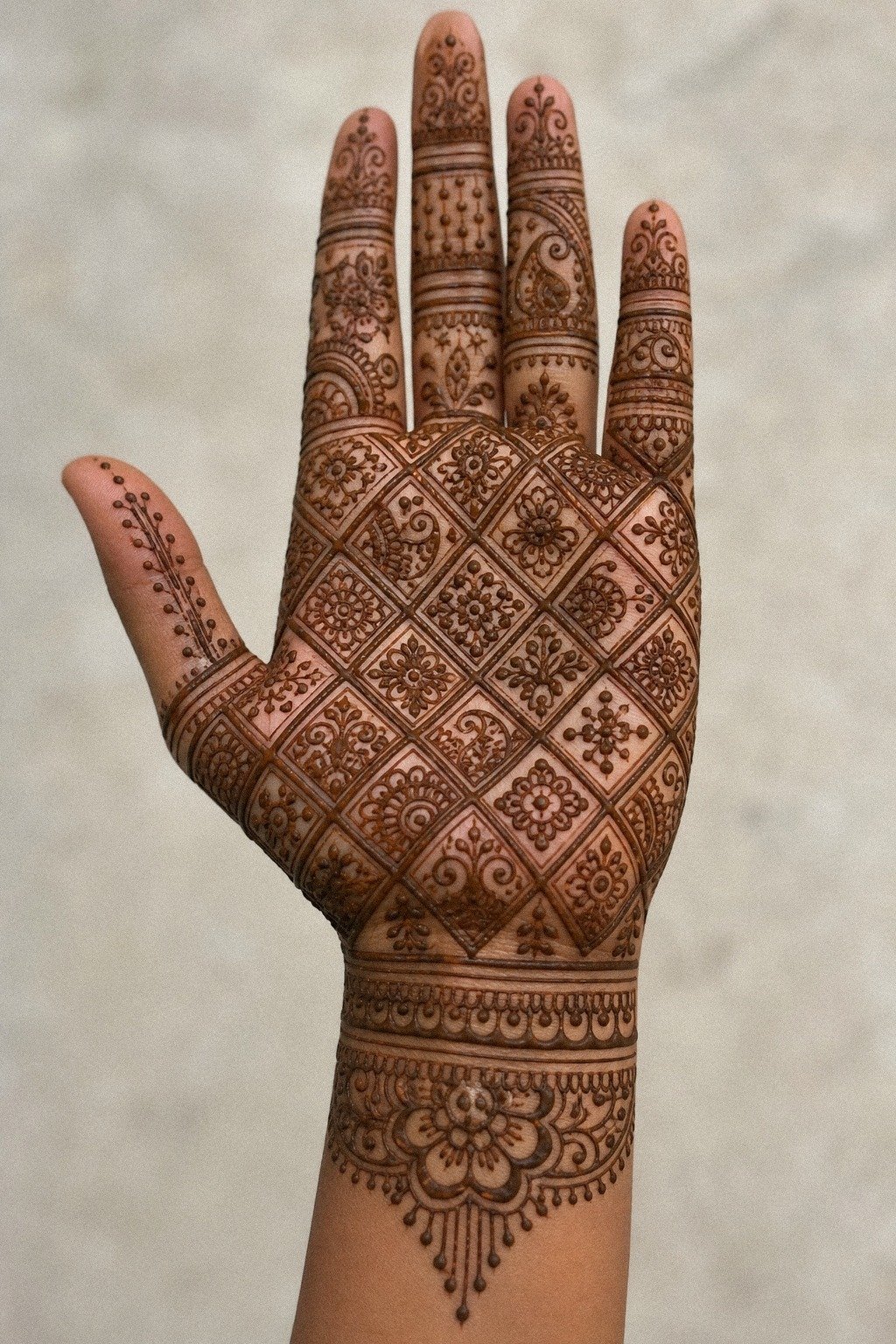 Bauhaus Grid Energy for Geometric Palm Henna
