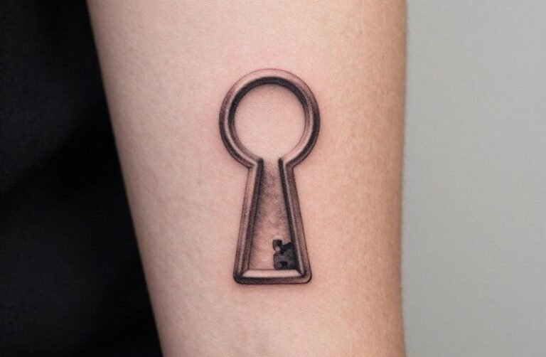 Keyhole Tattoo Meaning: Mystery, Secrets & Perspective