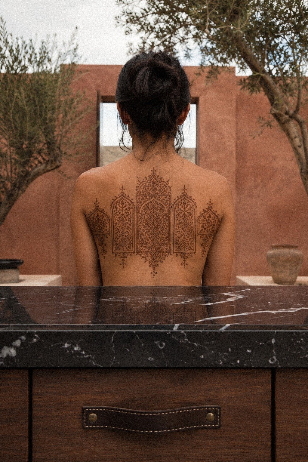 The Carved Panel: shoulder blades, not sofa art
