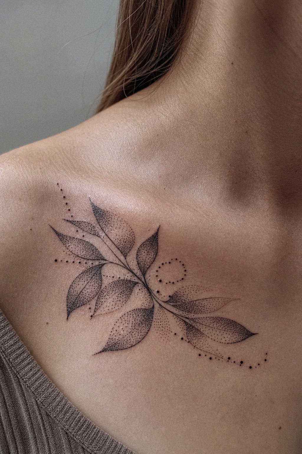 Let the Collarbone Carry the Dotwork