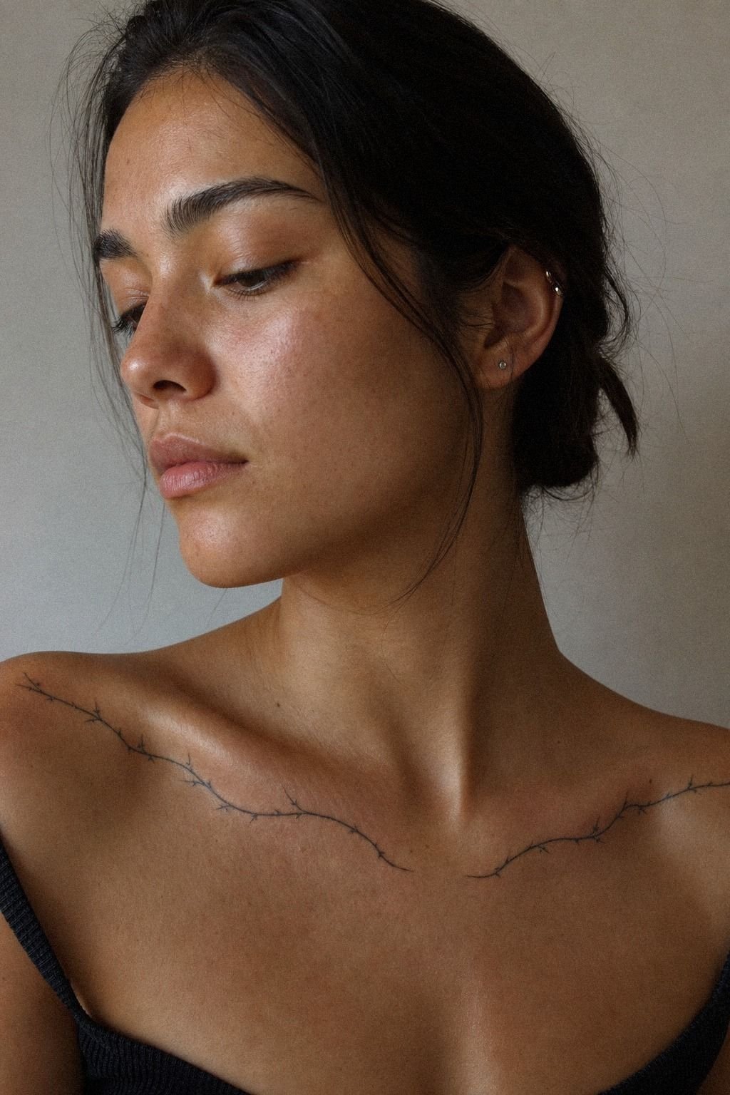 I Added Thorn Linework Around My Collarbone
