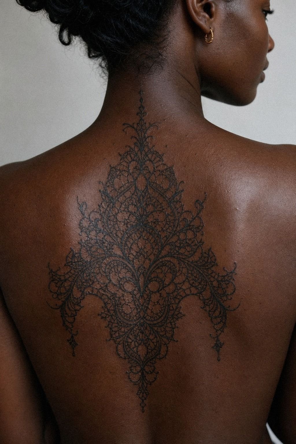 I Balanced Gothic Lace With Open Skin