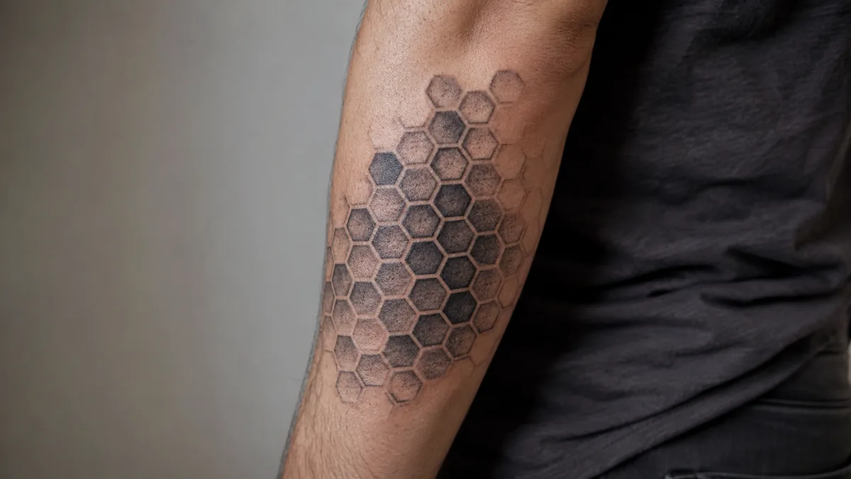 Honeycomb Tattoo - Placement and How It Ages
