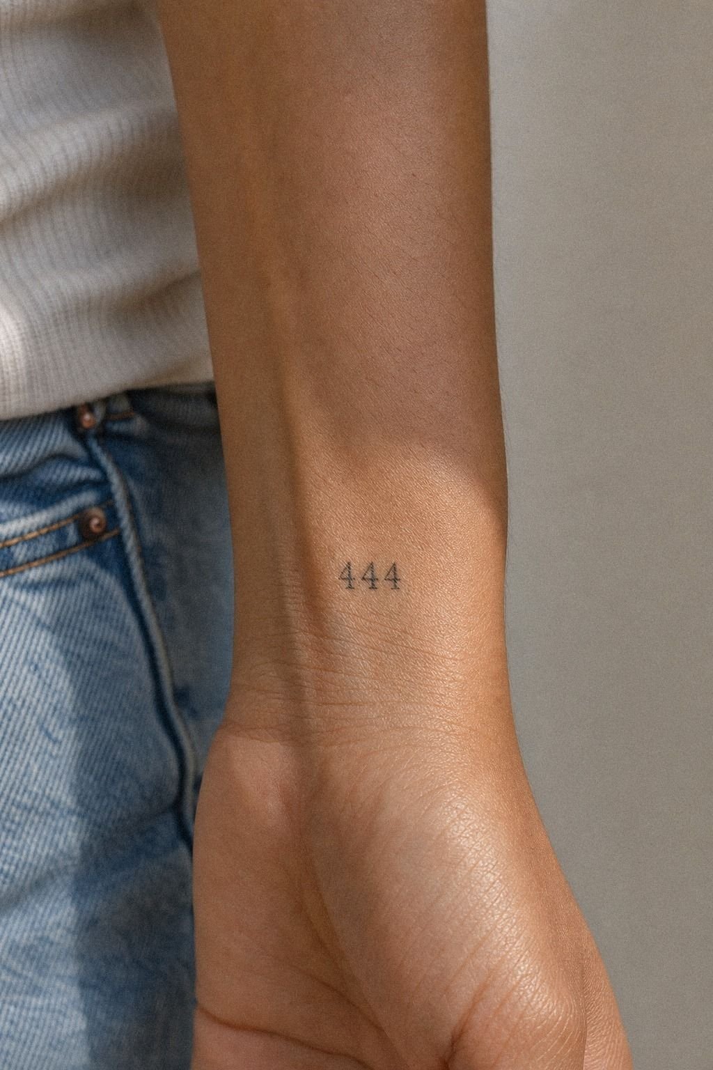 What Makes Angel Numbers Stay Legible Here?