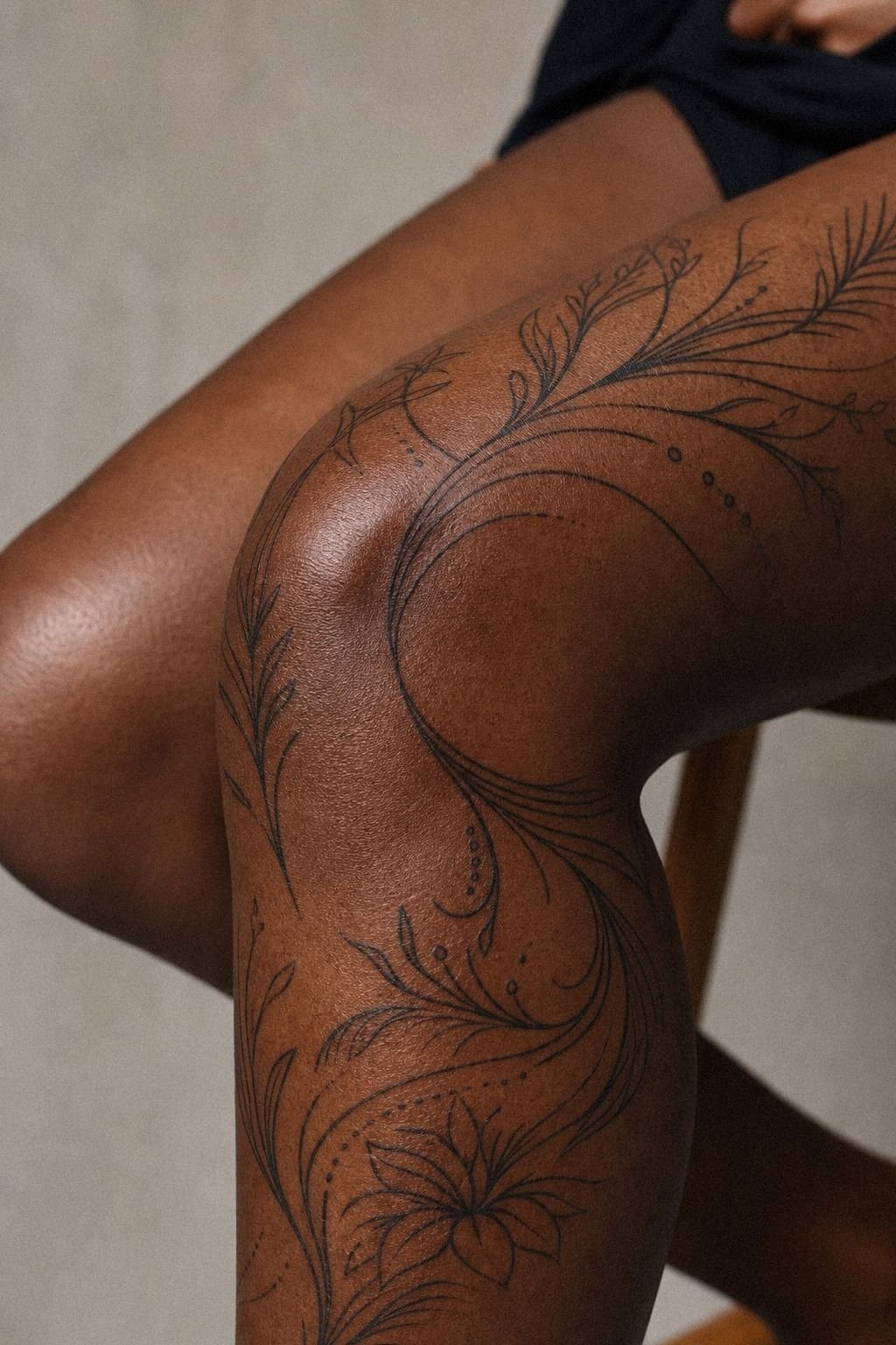 Use Open Skin Around the Knee