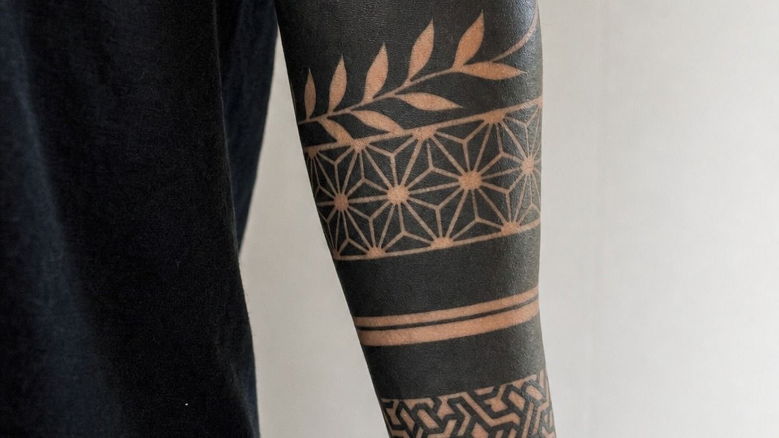 I Thought Blackwork Tattoo Would Blur, Then I Found Out It Actually Doesn't