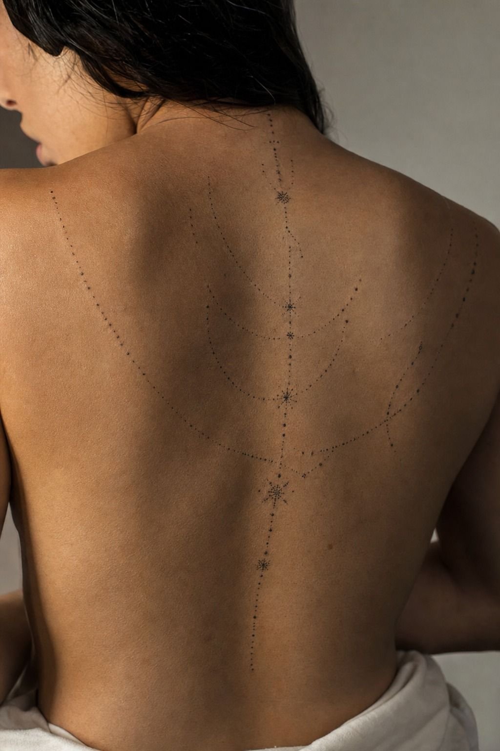 Map Dots Around Natural Body Curves