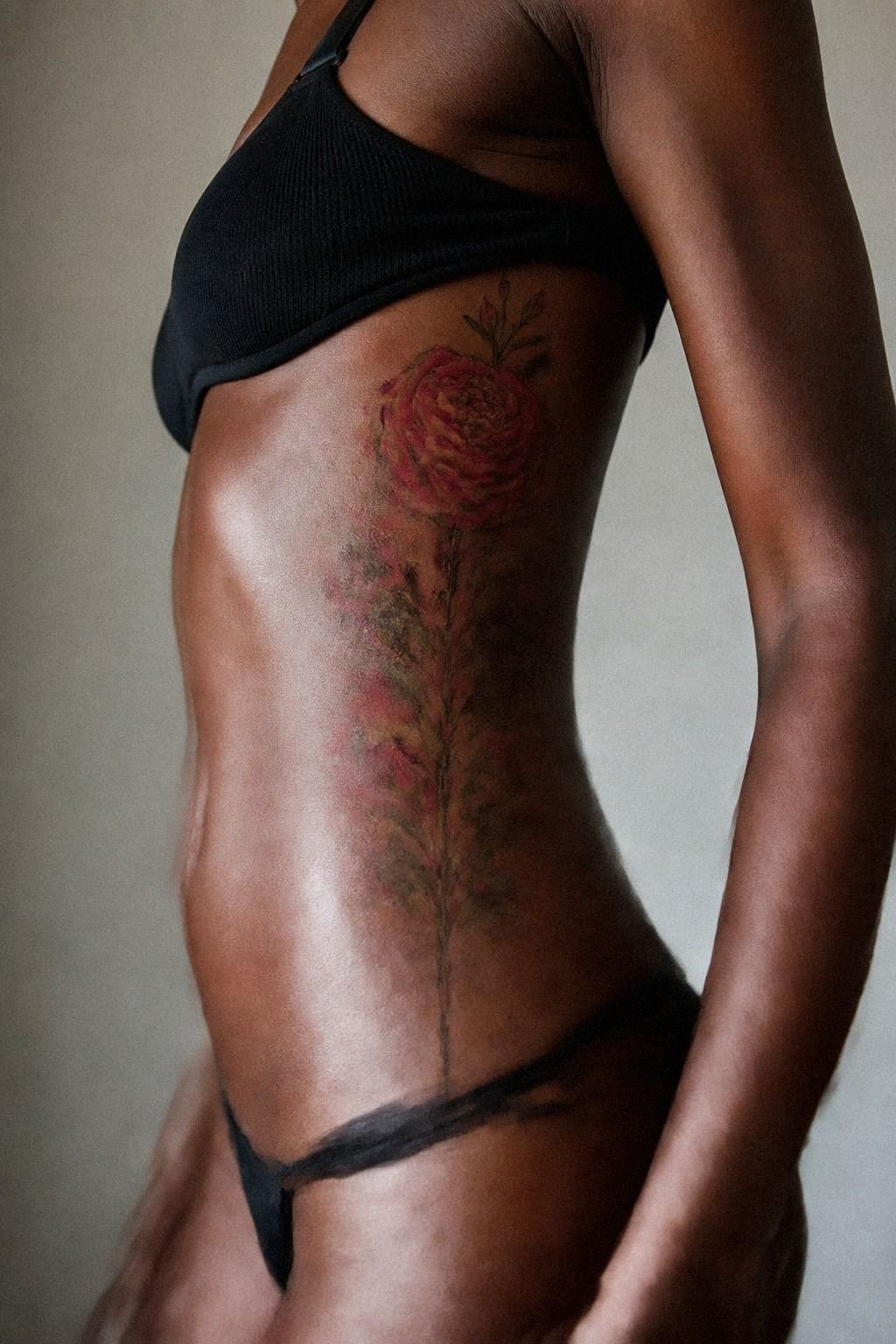 Nikko Hurtado Energy, but Smarter: Full Color Realism Rose on Ribs