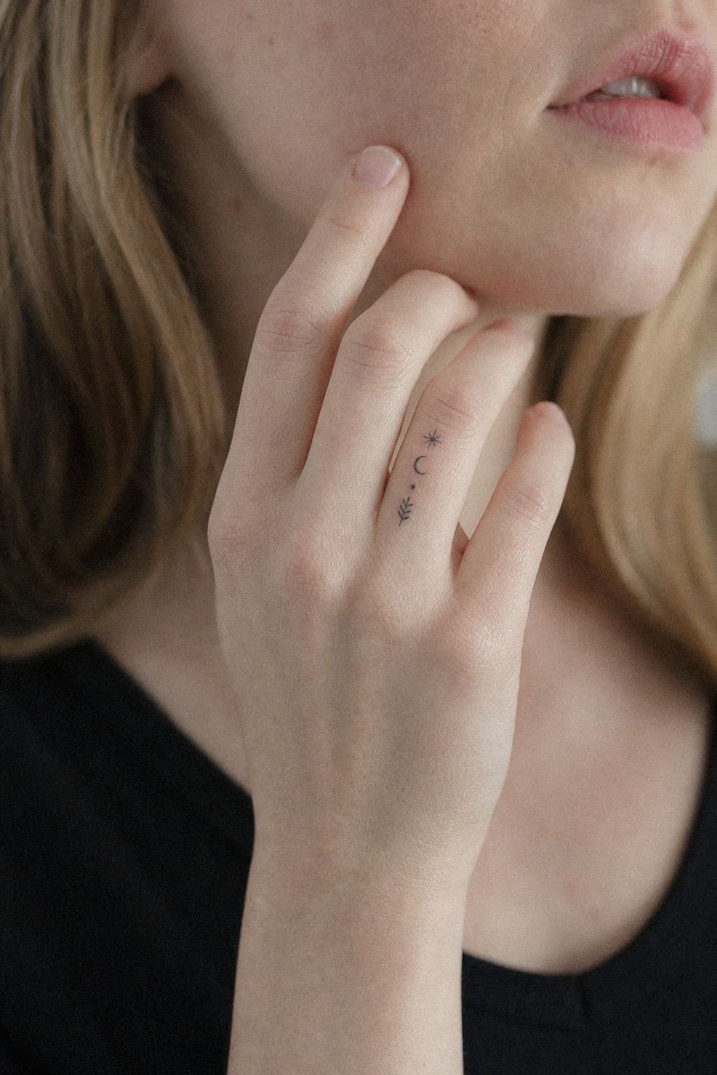 Fine Line Finger Tats With Tiny Symbols