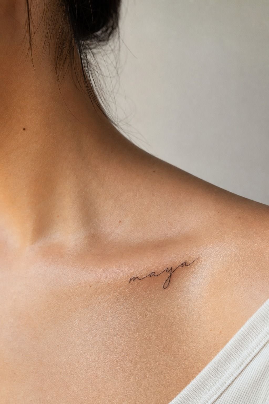 Why Does Cursive Work Along the Collarbone?