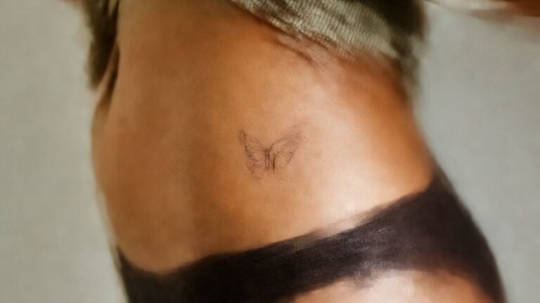 12 Side Tattoos That Actually Hold Up on Stretchy Skin