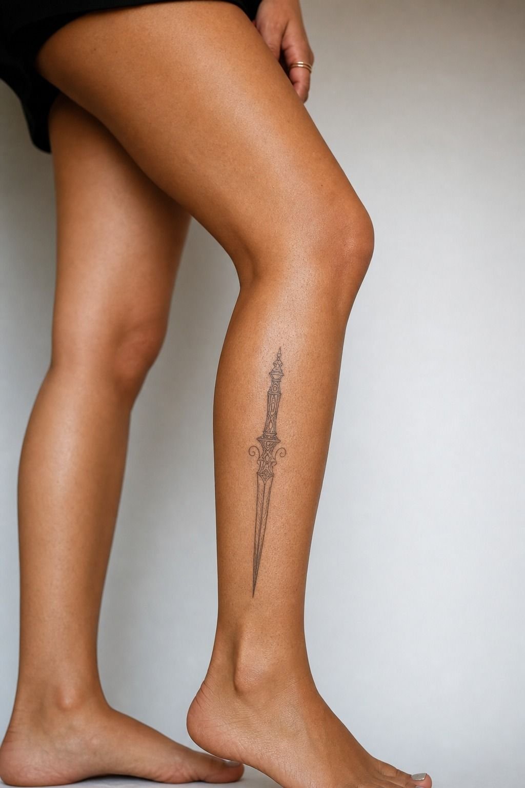 Place A Dagger Tattoo Along The Shin