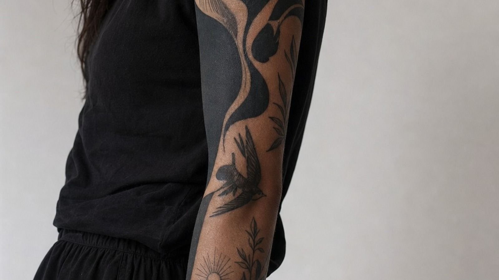 I Almost Skipped Tatuagens Blackwork, Then the Contrast Sold Me