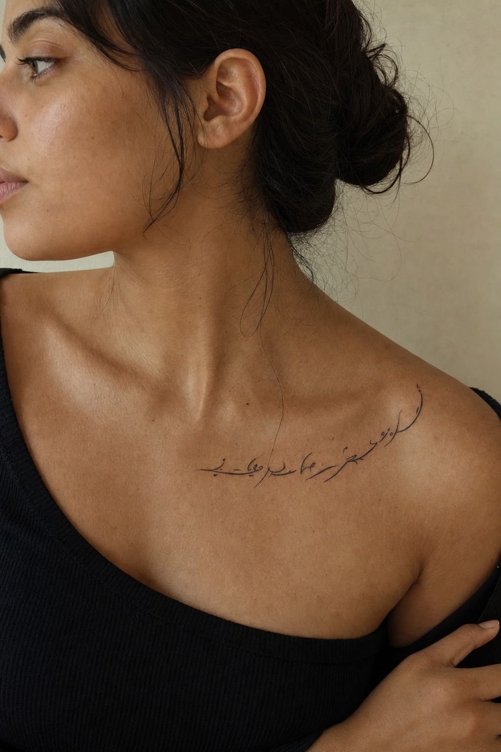 Let Arabic Calligraphy Follow the Collarbone