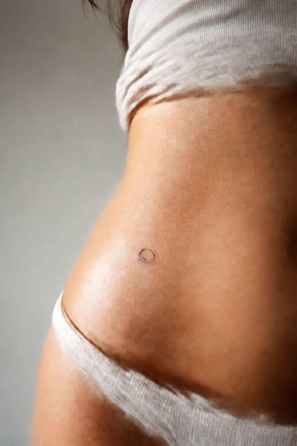 Place A Crescent Along The Hip Bone