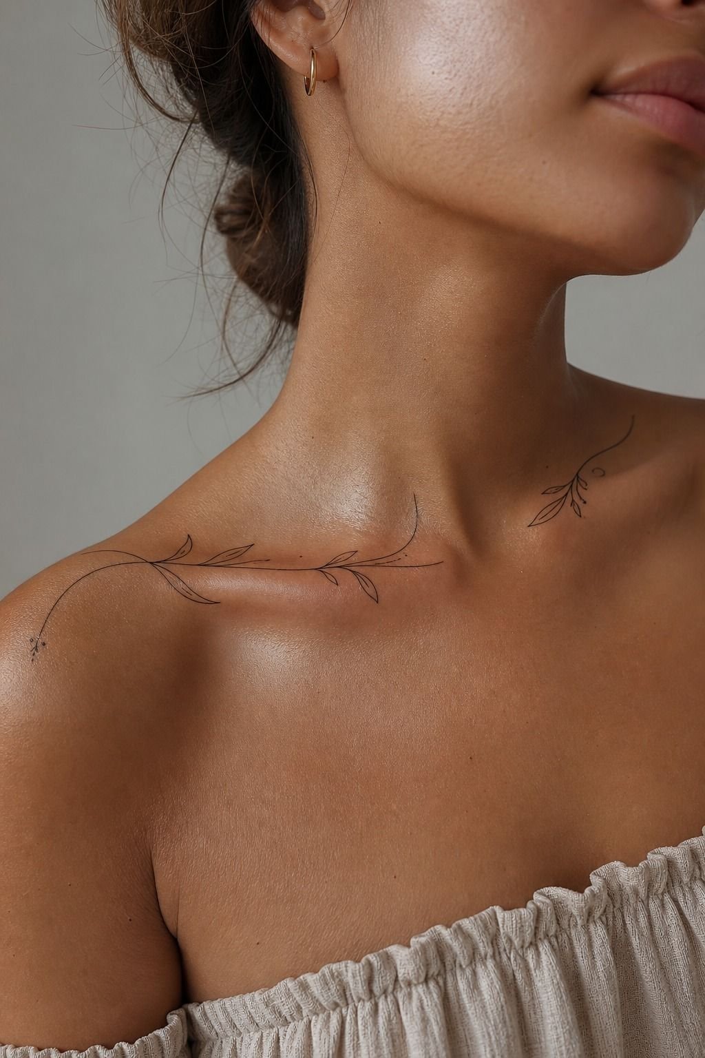 Keep Fine Line Ink Near Your Collarbone