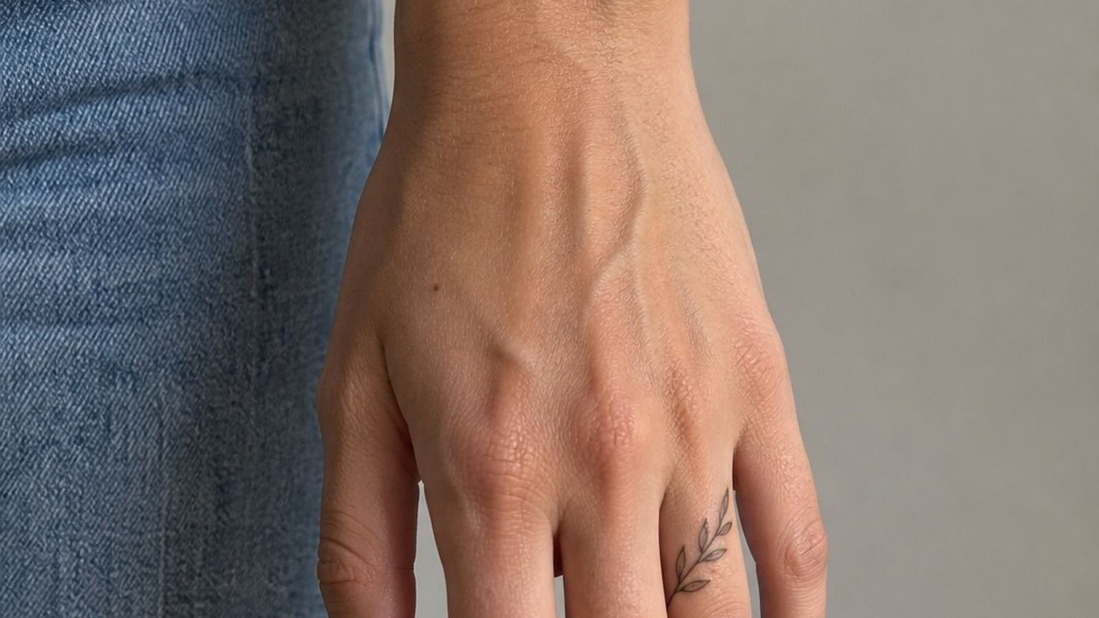 I Chose Dainty Tattoos For Moms With Kids, And They Still Feel Personal