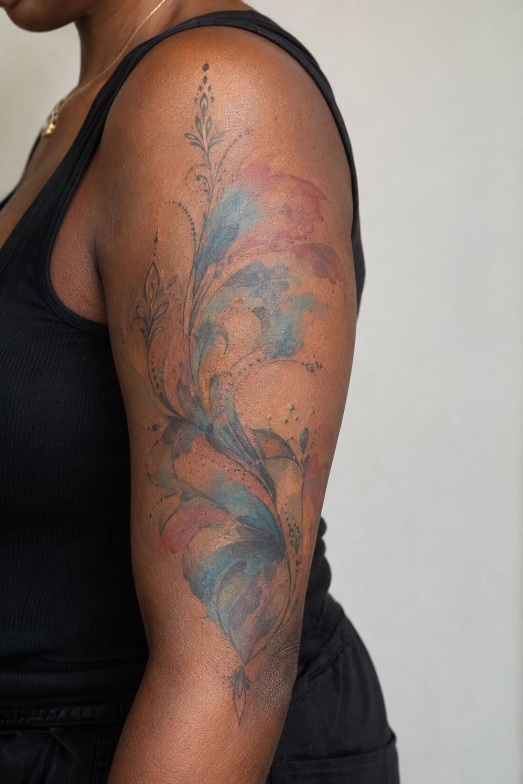 Give Ornate Upper-Arm Work Room To Breathe