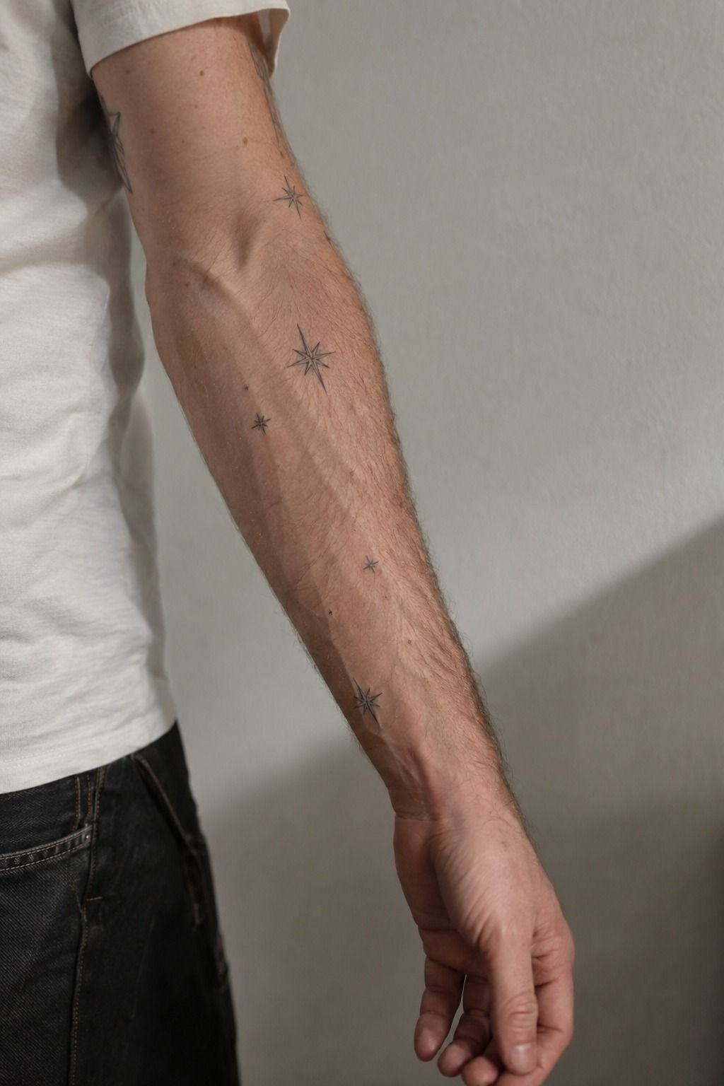 Start With a Striking Arm Sleeve Theme
