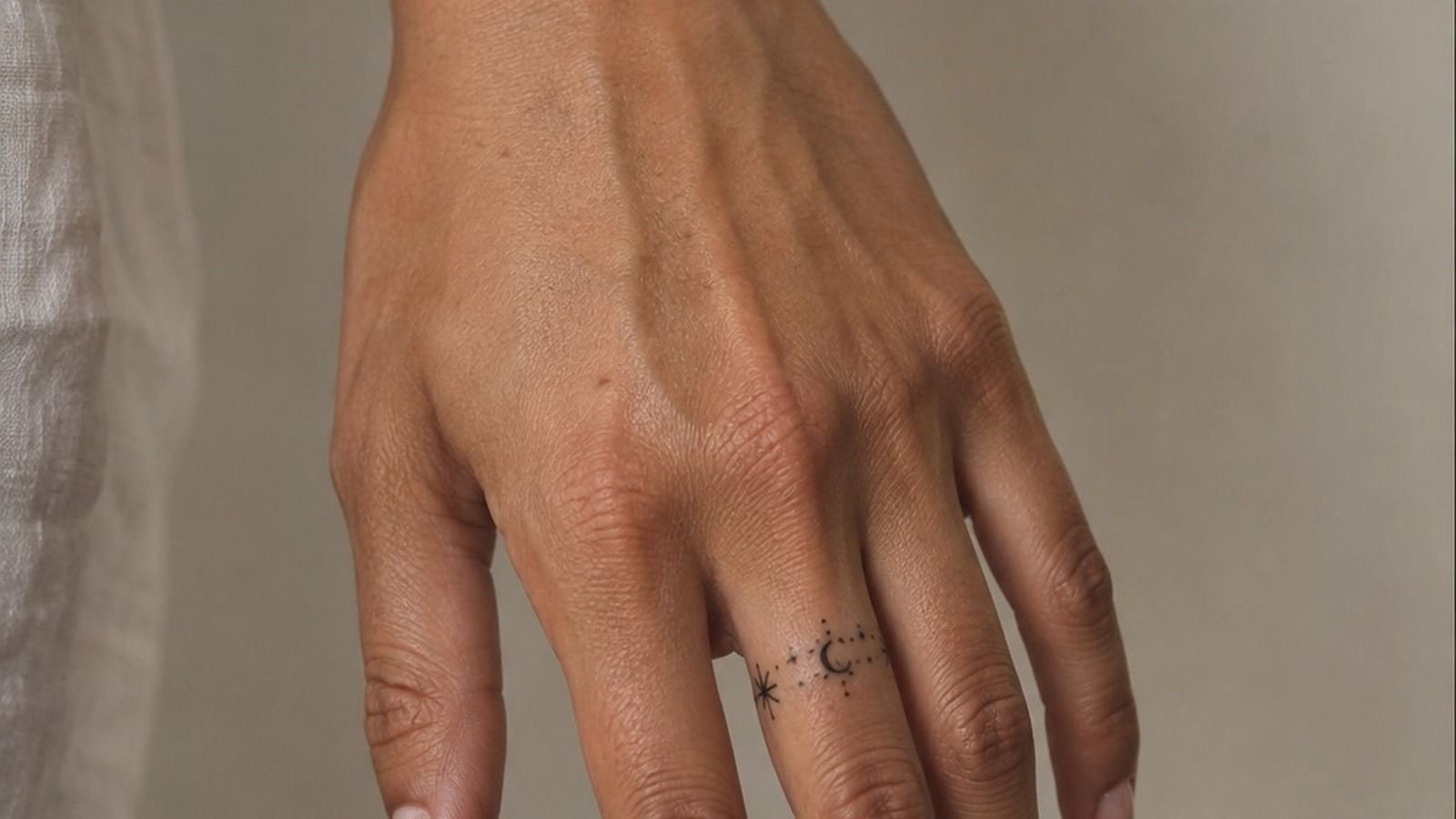 I Chose A Women’s Rib Tattoo, It Healed Clean And Stayed Crisp