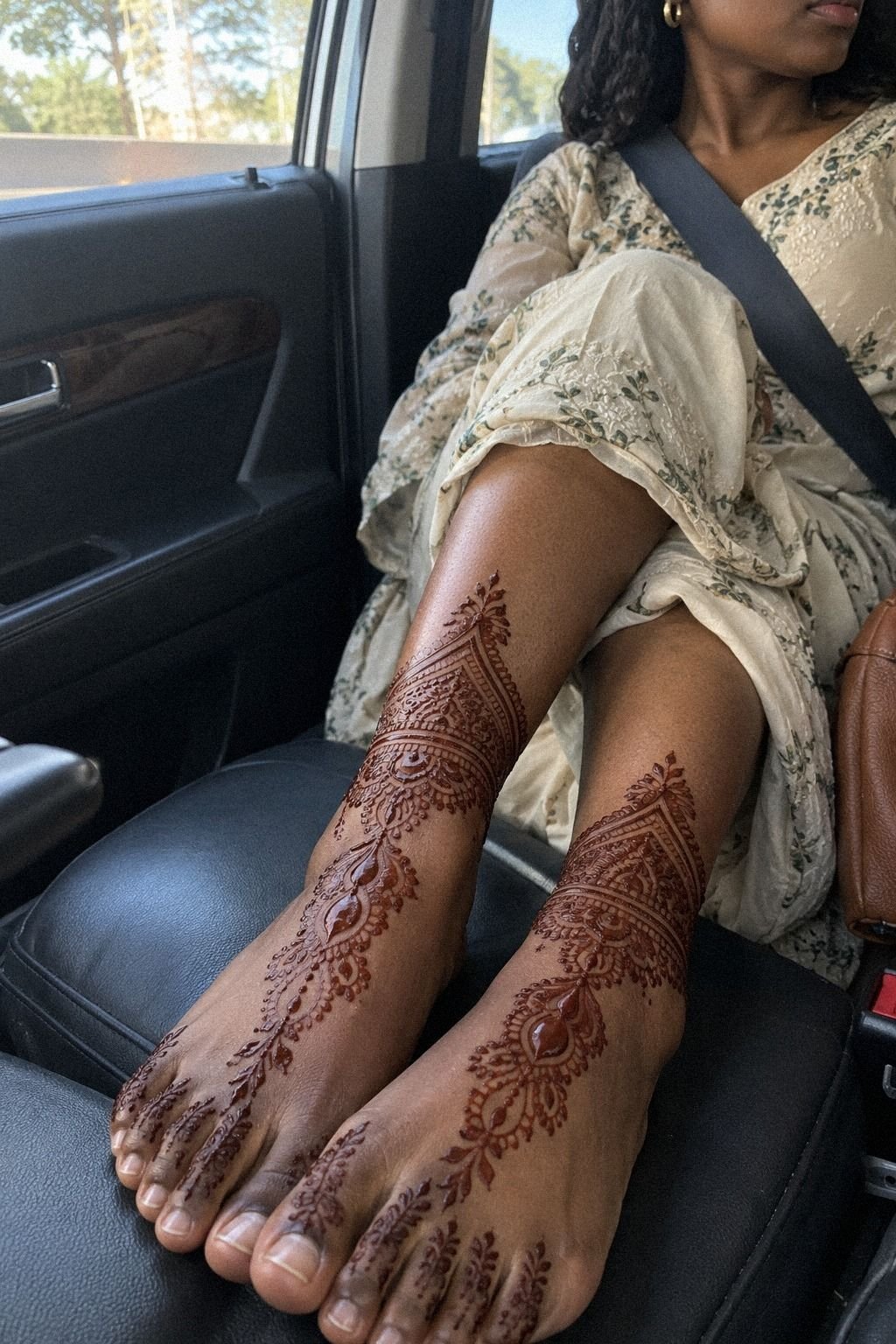 Plan Aesthetic Henna For Ankle Placement