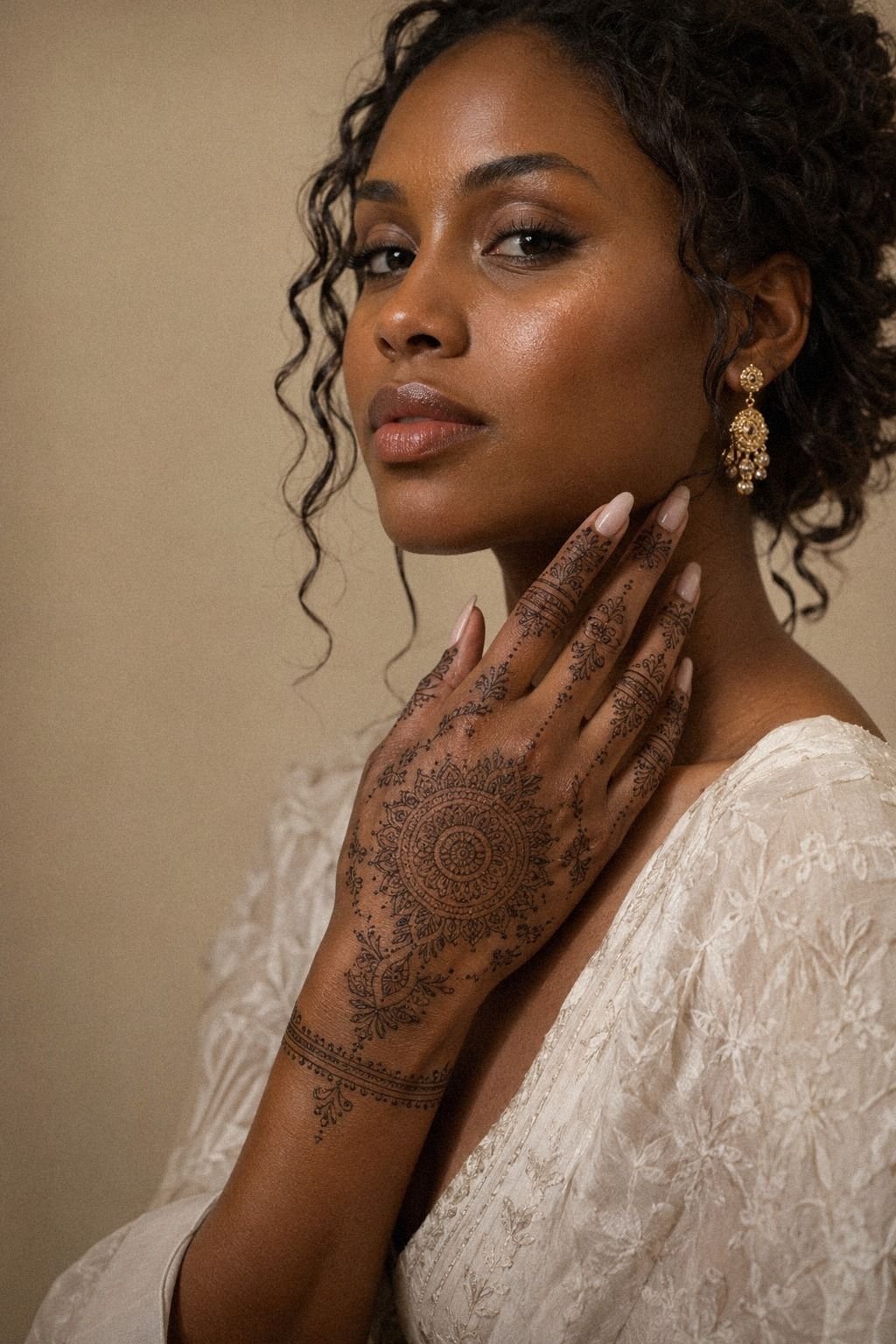 Jewelry Style Full Hand Mehndi
