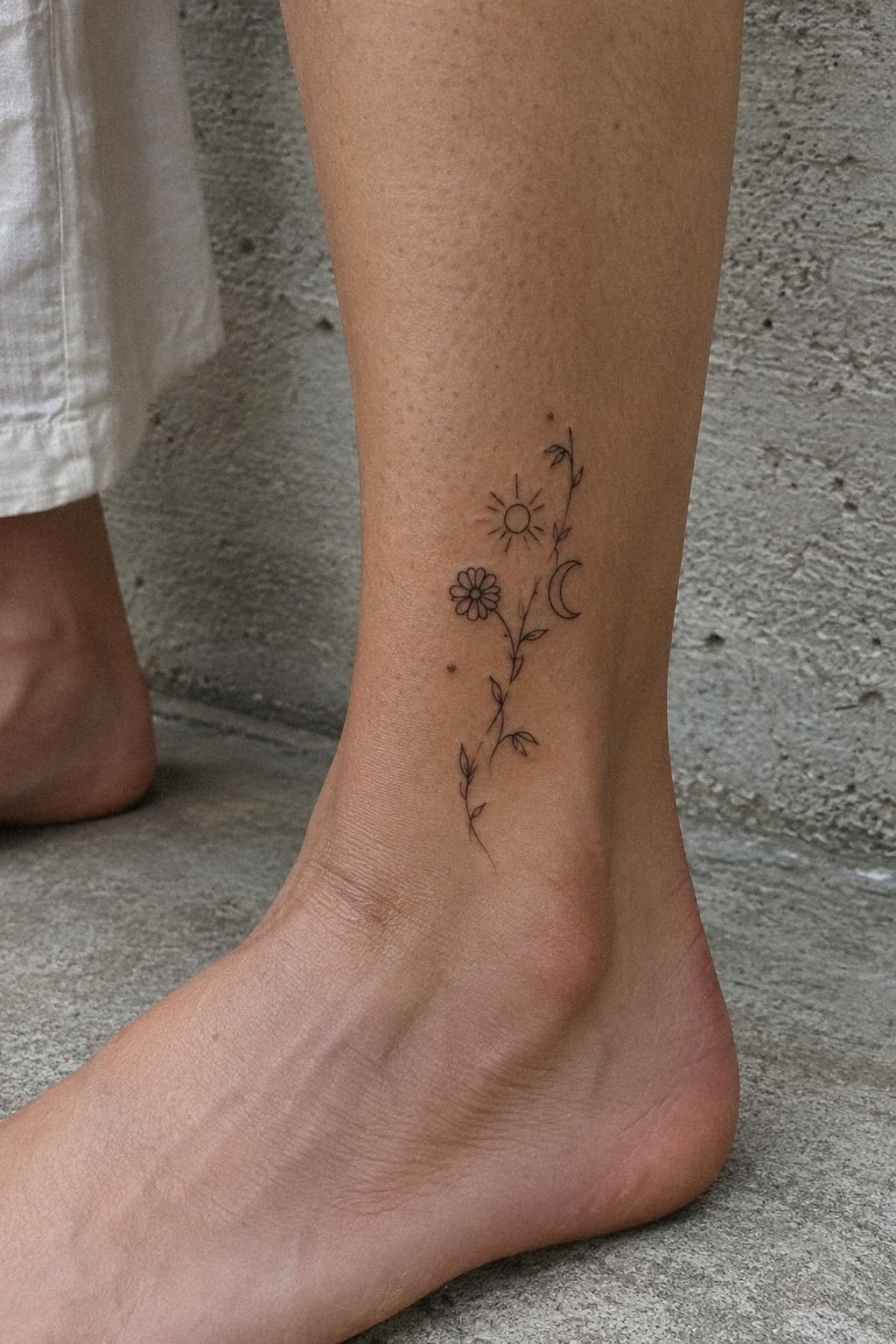 My Ankle Test: Dainty Hippie Ink