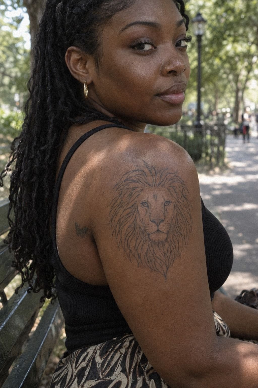 Bold Lion Shoulder Stencils Need Room